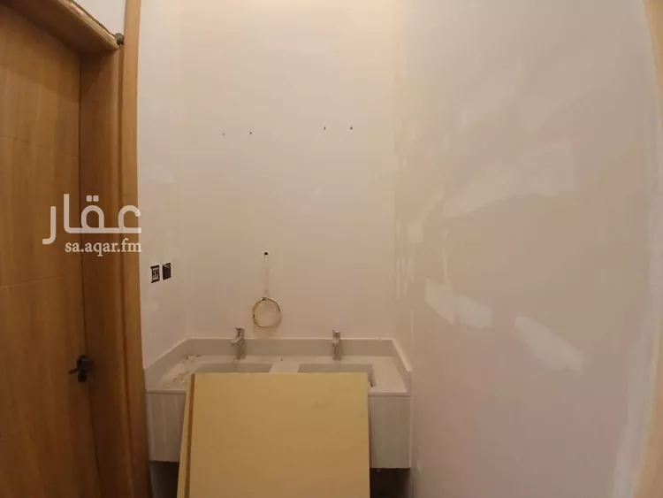 دور للبيع في شارع عائشة بنت ابي بكر, حي الزهرة, مدينة الرياض, منطقة الرياض صورة 4