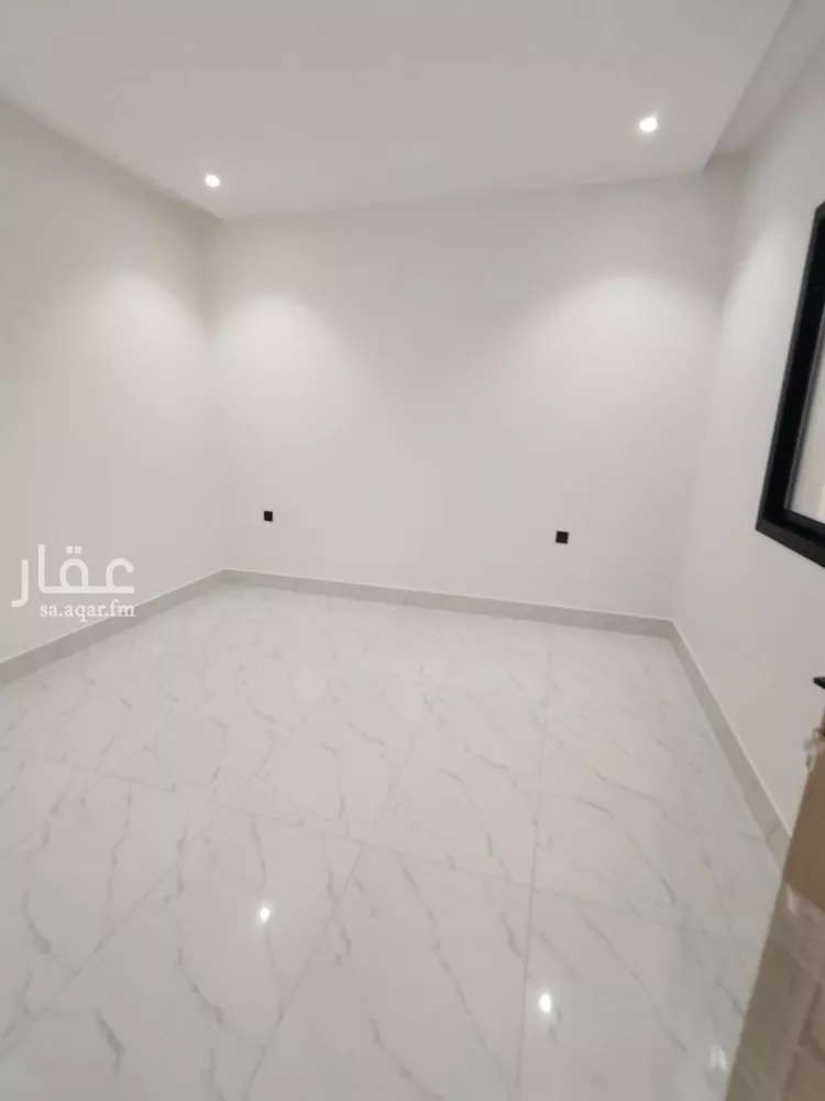 فيلا للبيع في شارع زين الدار المصري, حي العريجاء الغربي, مدينة الرياض, منطقة الرياض صورة 4