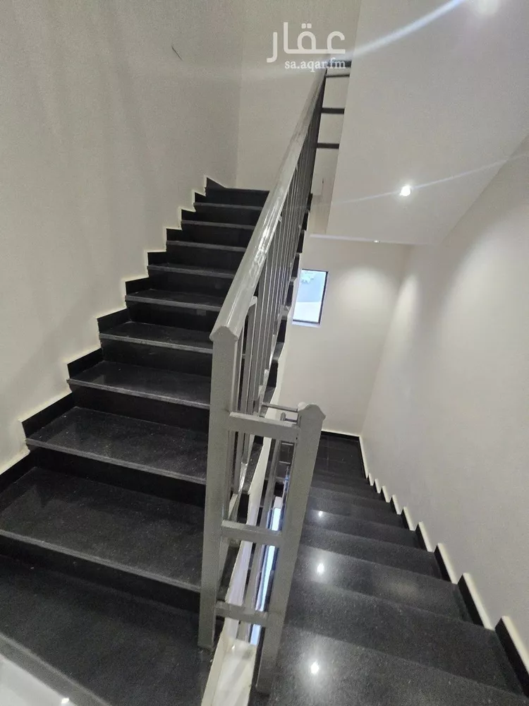 Floor for Sale in Riyadh Sultanah 19