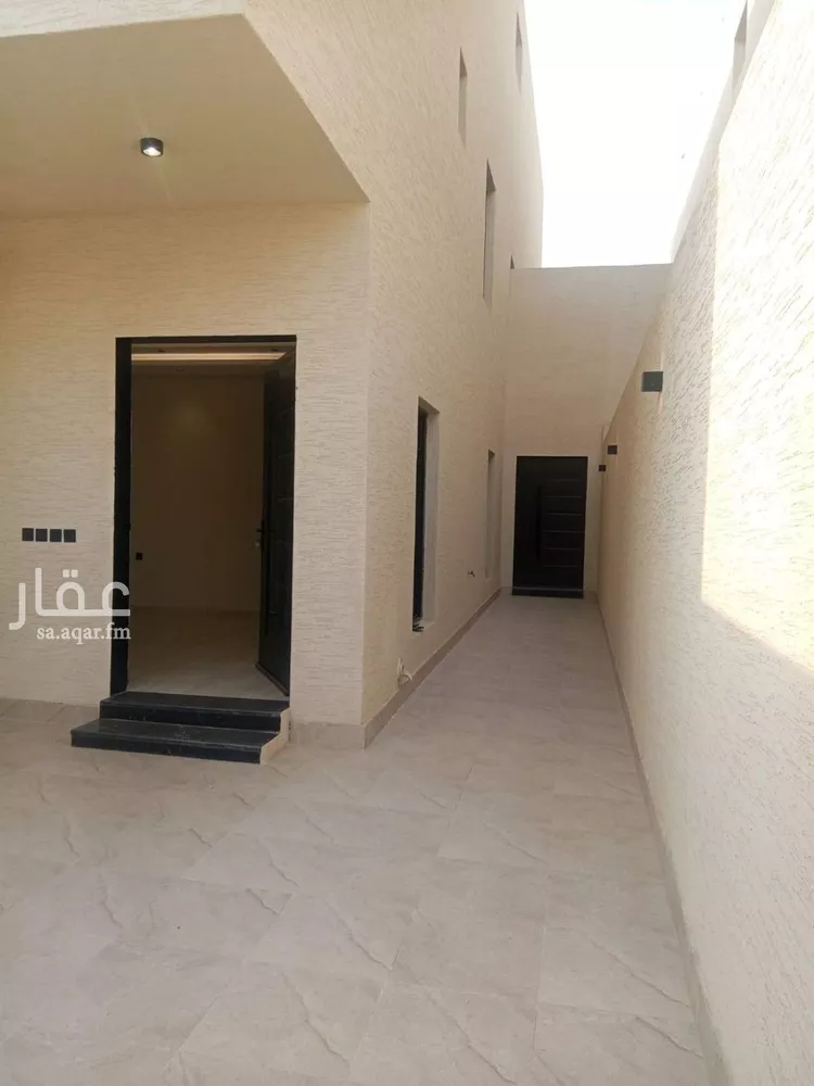 دور للبيع في شارع ابن عمر القرشي, حي طويق, مدينة الرياض, منطقة الرياض صورة 3