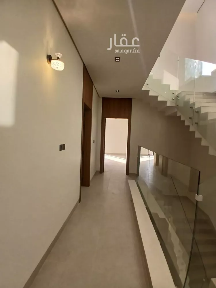 فيلا للبيع في شارع منصور البهوتي, حي بدر, مدينة الرياض, منطقة الرياض 18