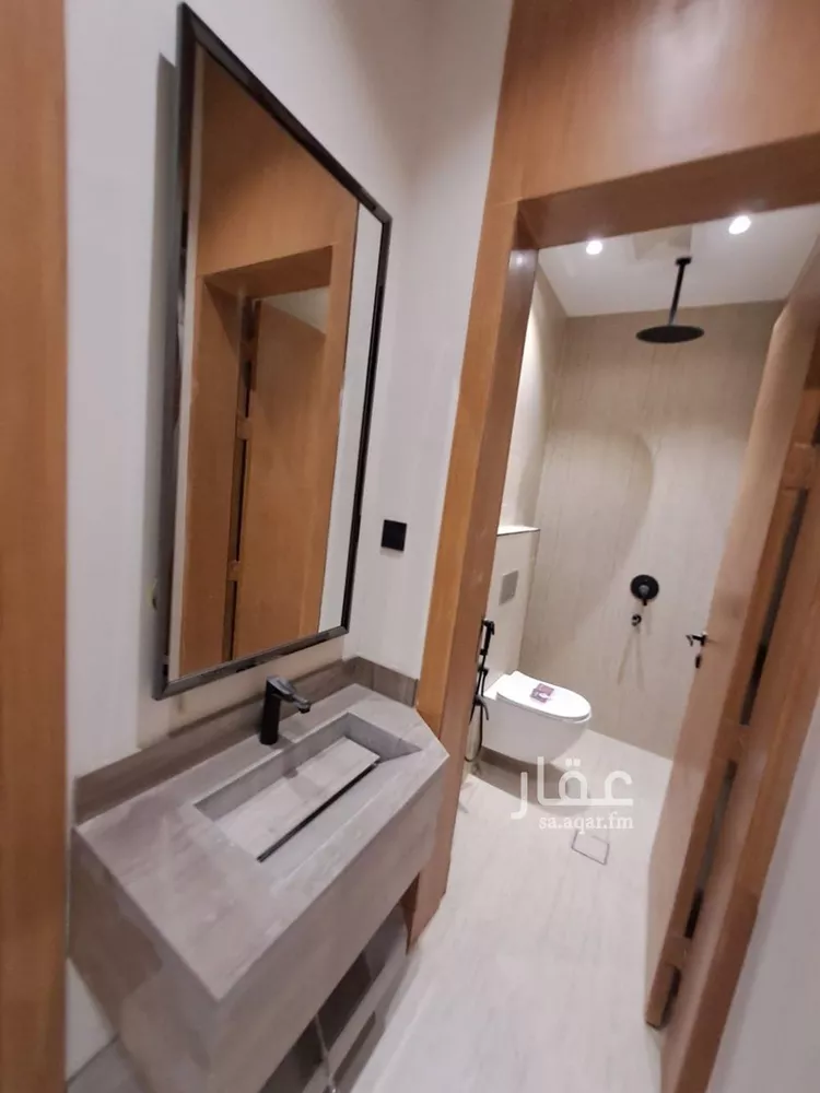 Floor for Sale in Riyadh Ar Rimal 8