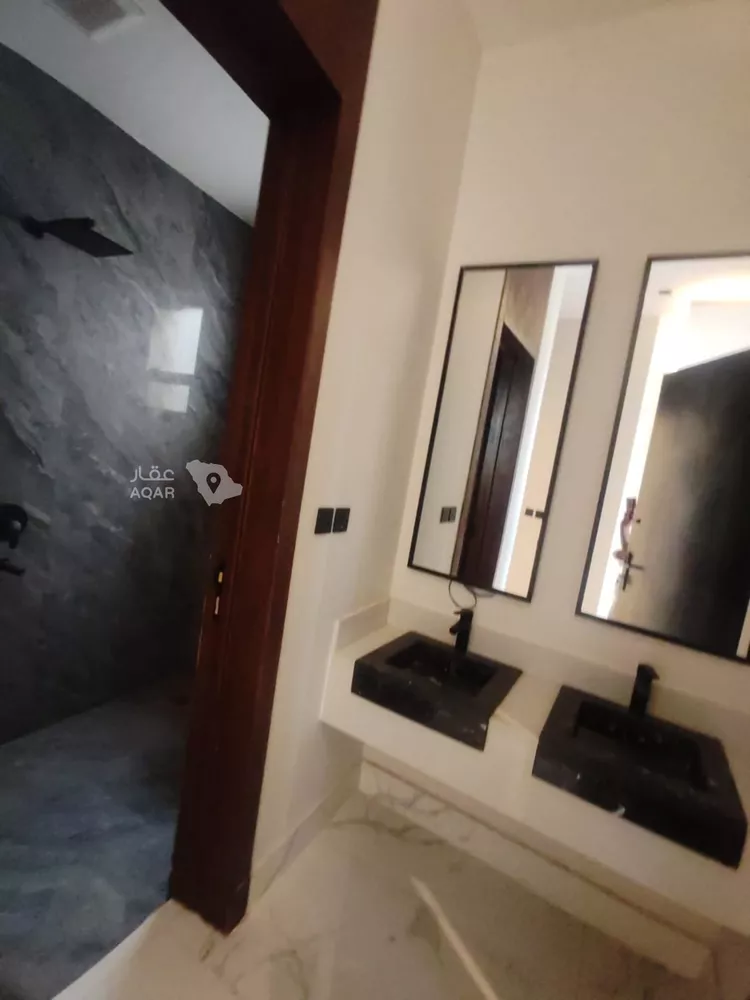 شقة للبيع في شارع عتيق بن أبي الفضل, حي ظهرة البديعة, مدينة الرياض, منطقة الرياض صورة 3