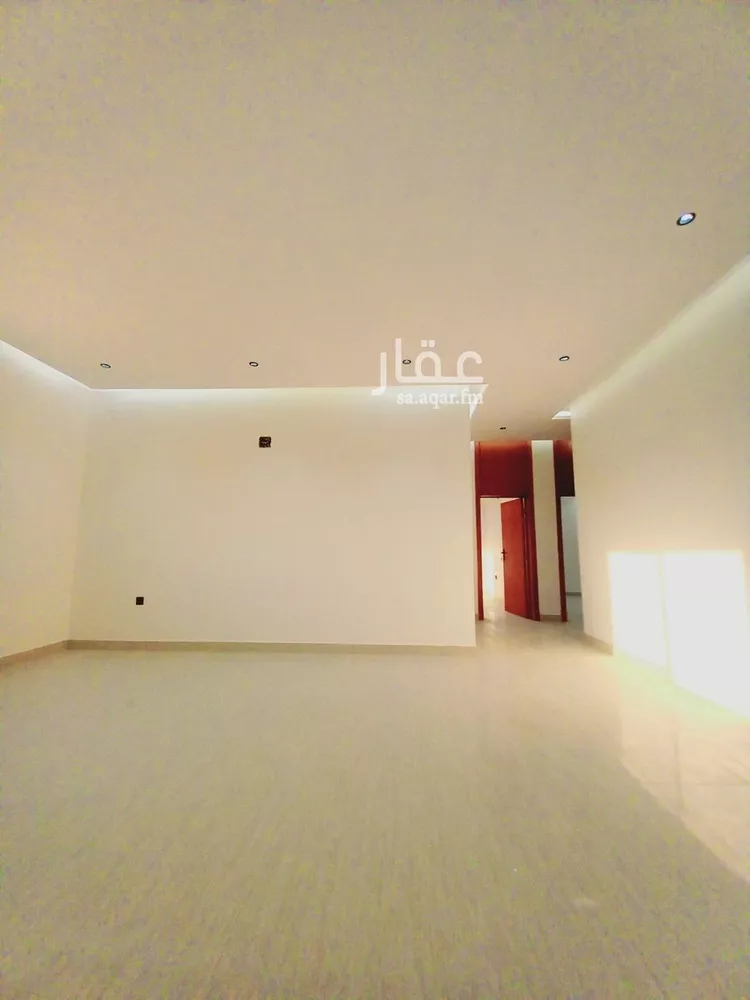 دور للبيع في شارع الامام البخاري, حي بدر, مدينة الرياض, منطقة الرياض صورة 3