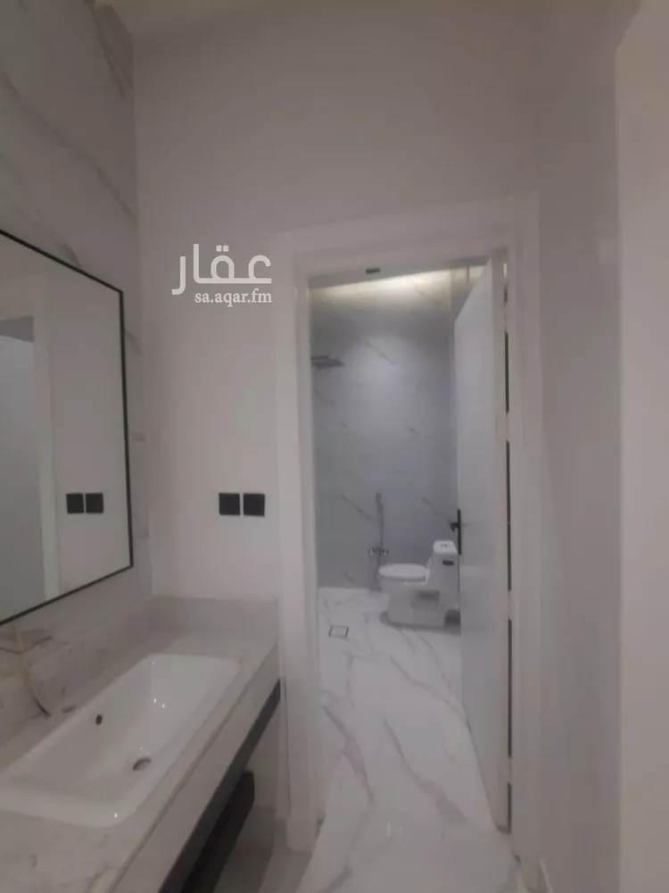 دور للبيع في شارع القاضي أبي يعلى, حي طويق, مدينة الرياض, منطقة الرياض صورة 3