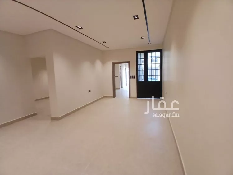 دور للبيع في شارع سعد الزهري, حي شبرا, مدينة الرياض, منطقة الرياض صورة 3