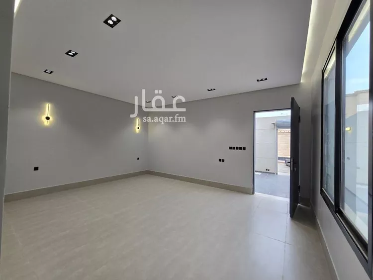 Floor for Sale in Riyadh Tuwaiq 10