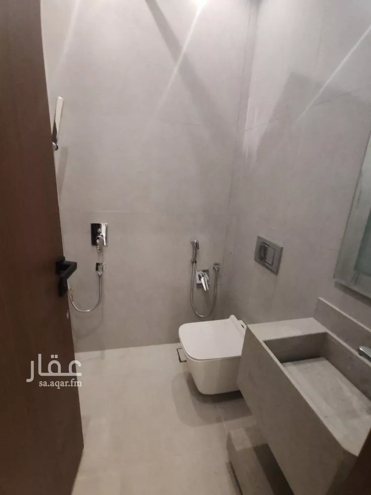 فيلا للبيع في شارع عبدالعزيز الربعي, حي الزهرة, مدينة الرياض, منطقة الرياض 7