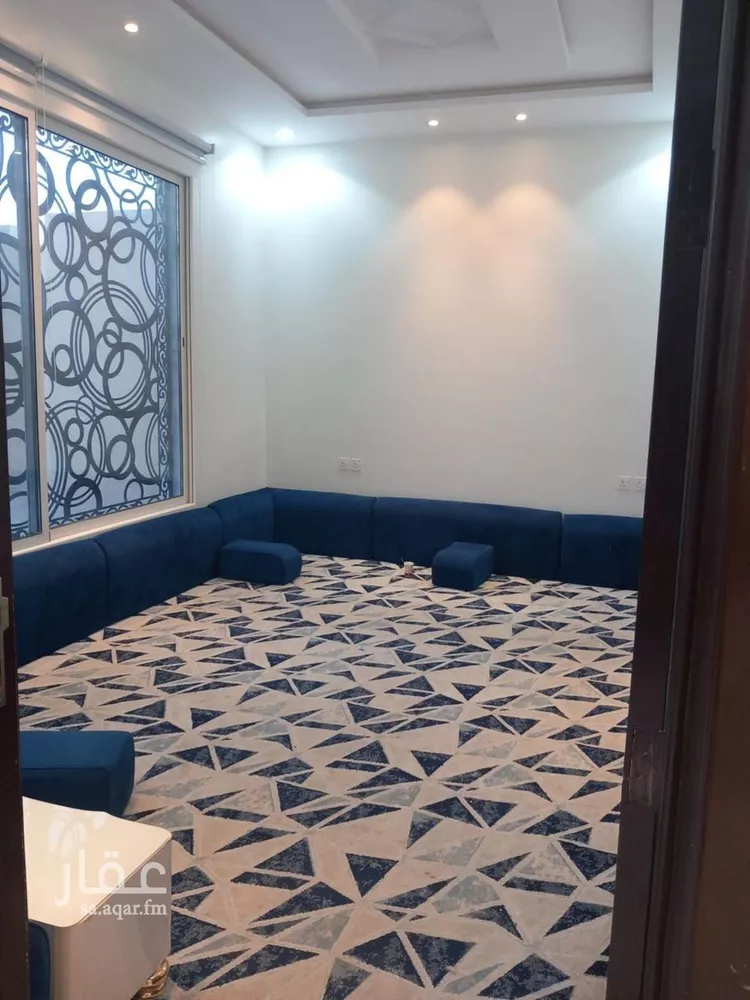 فيلا للبيع في شارع جبل الحسي, حي ظهرة لبن, مدينة الرياض, منطقة الرياض صورة 2