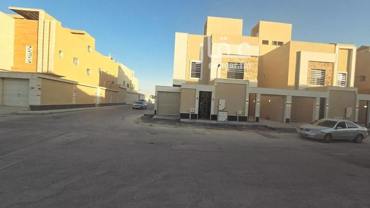 دور للبيع في شارع القمري, حي الحزم, مدينة الرياض, منطقة الرياض صورة 2