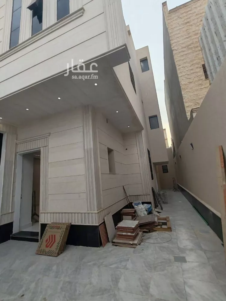 فيلا للبيع في شارع العنادية, حي العريجاء الغربي, مدينة الرياض, منطقة الرياض صورة 2