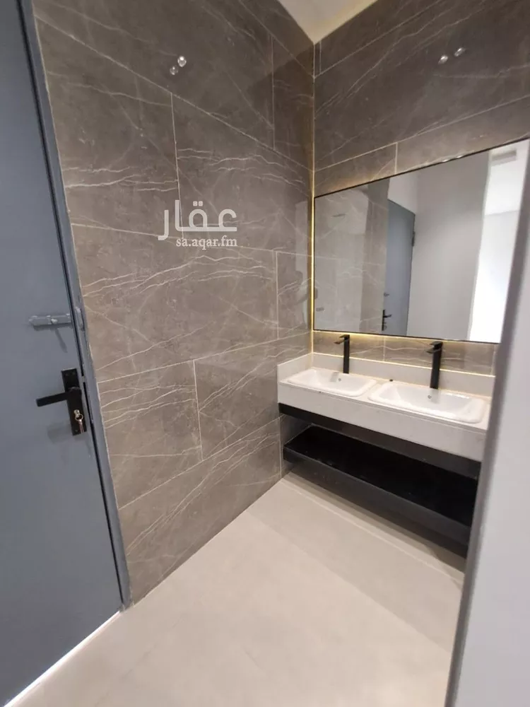 فيلا للبيع في شارع الشباب, حي طويق, مدينة الرياض, منطقة الرياض صورة 4