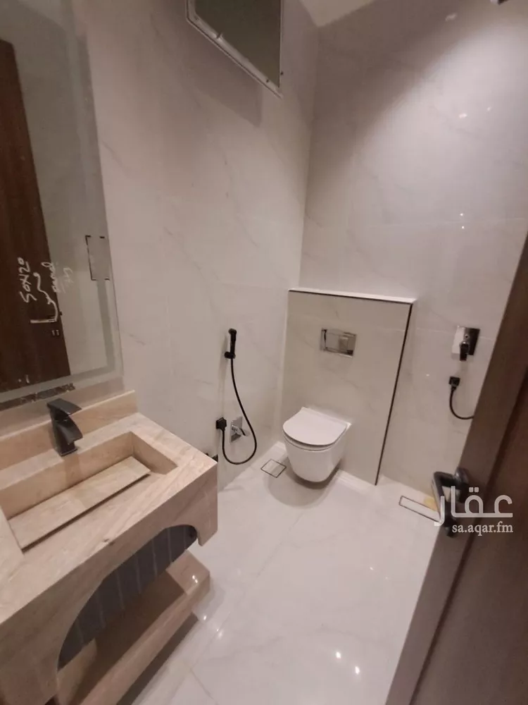 شقة للبيع في شارع نجم الدين الأيوبي, حي السويدي, مدينة الرياض, منطقة الرياض 11