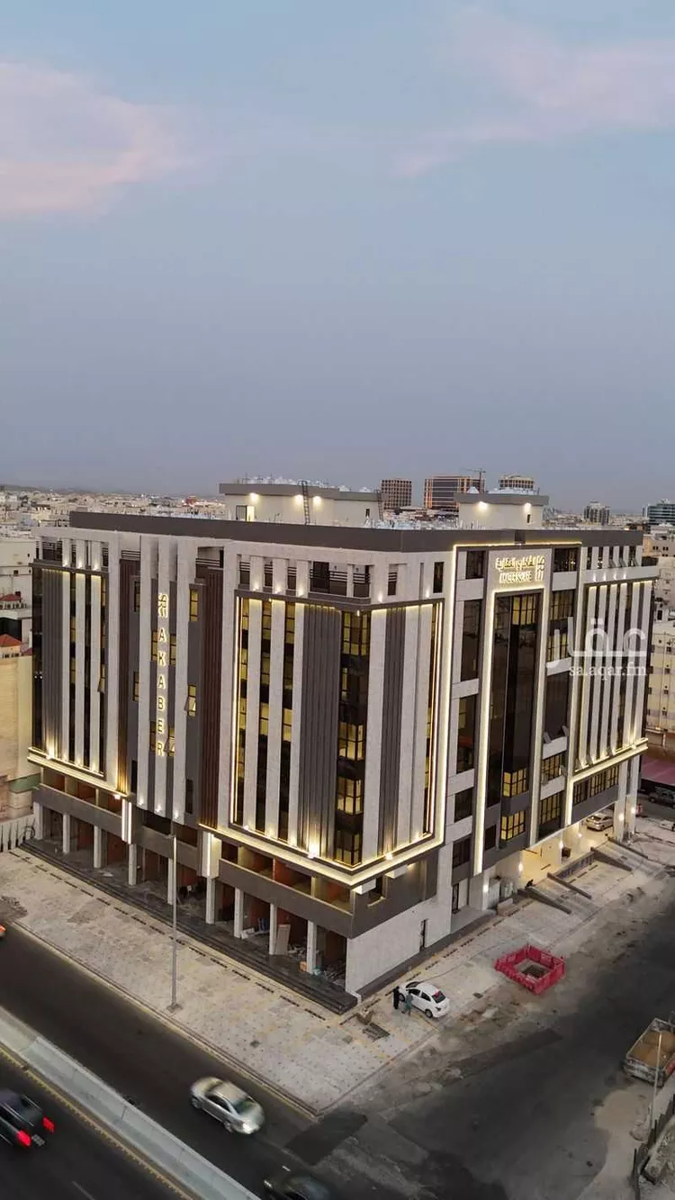 Complex for sale in Jeddah Al Faisaliah صورة 2