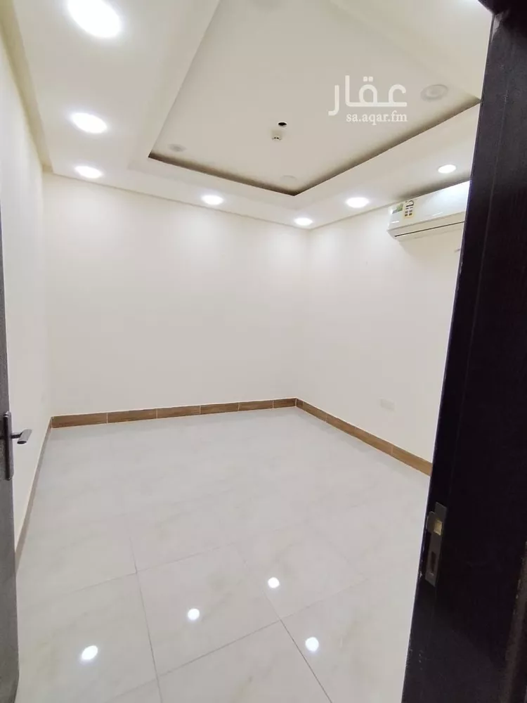 شقة للإيجار في شارع الصحابة, حي إشبيلية, مدينة الرياض, منطقة الرياض