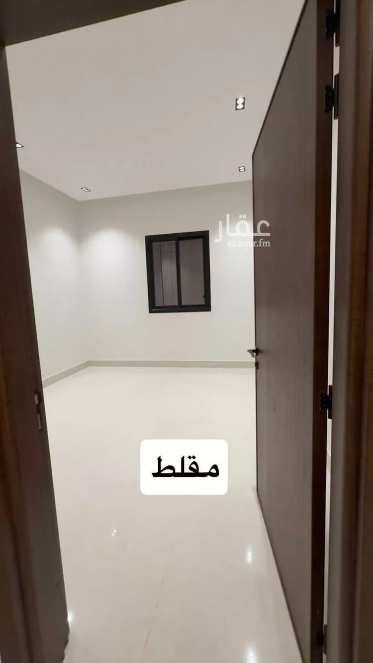 دور للبيع في شارع احمد بن عفيف, حي الجنادرية, مدينة الرياض, منطقة الرياض صورة 4