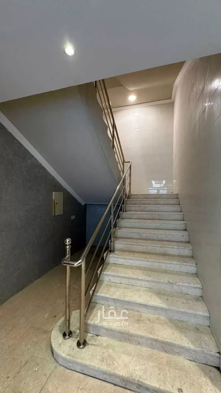 عمارة للإيجار في شارع الشارع العام, حي الوفاء, مدينة جدة, منطقة مكة المكرمة صورة 2