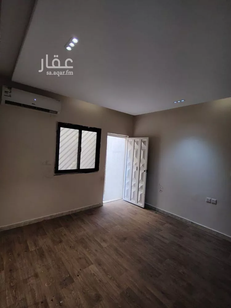 شقة للإيجار في شارع الدائري الشرقي الفرعي, حي الروضة, مدينة الرياض, منطقة الرياض 10