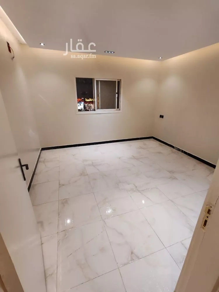 شقة للإيجار في شارع الشهارين, حي اليرموك, مدينة الرياض, منطقة الرياض صورة 2