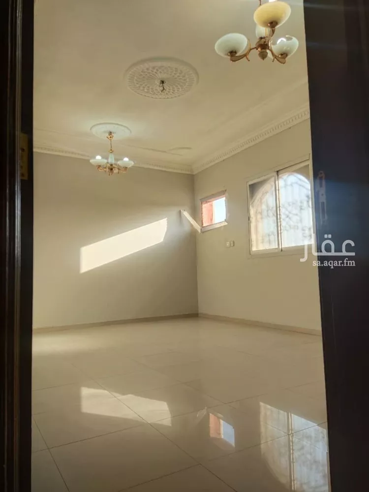 شقة للإيجار في شارع أكمل القرشي, حي بدر, مدينة الرياض, منطقة الرياض صورة 2