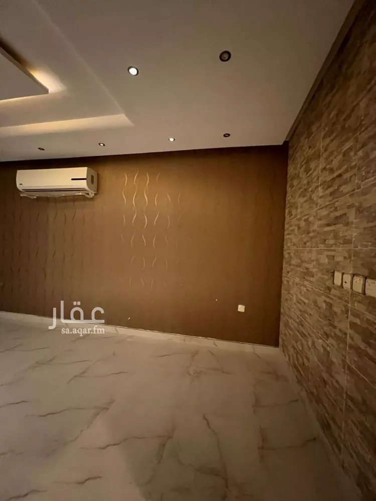 فيلا للإيجار في شارع عمرو بن كلثوم, حي عرقة, مدينة الرياض, منطقة الرياض 13