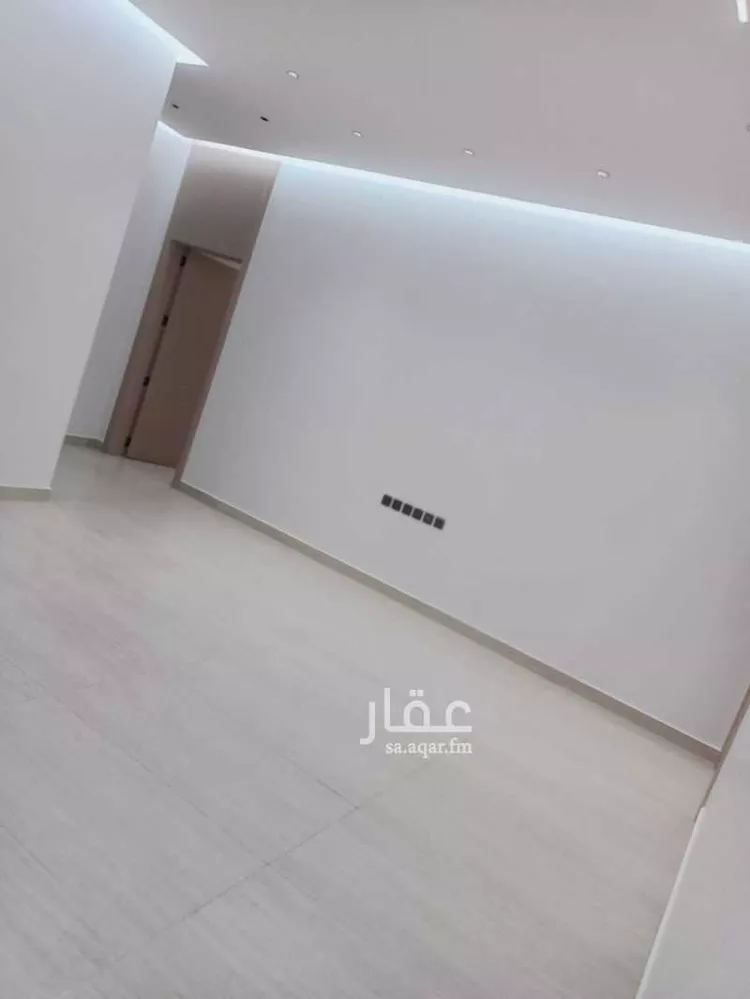 Floor for Sale in Riyadh Ash Sharq 8