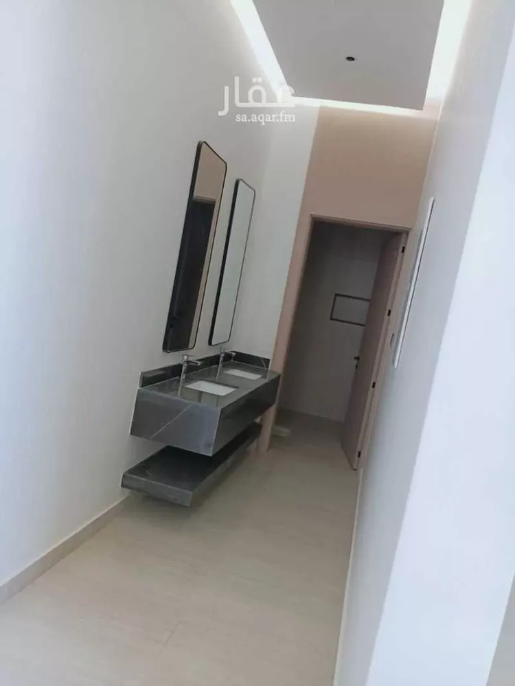 Floor for Sale in Riyadh Ash Sharq 6