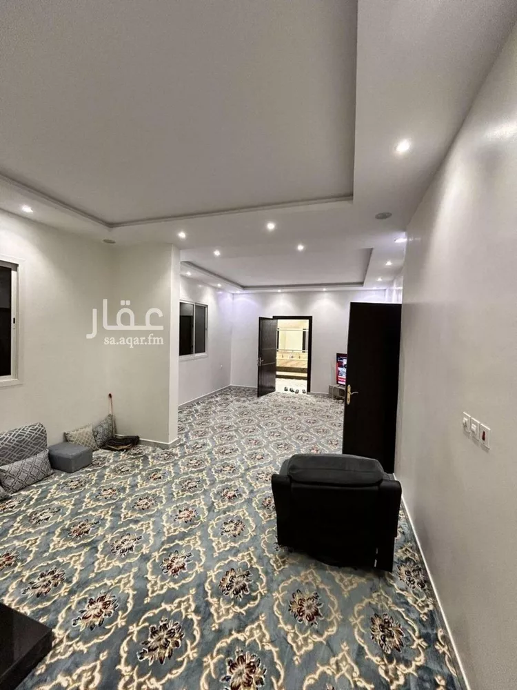 فيلا للبيع في شارع المظفر بن النموذج, حي الرمال, مدينة الرياض, منطقة الرياض صورة 2