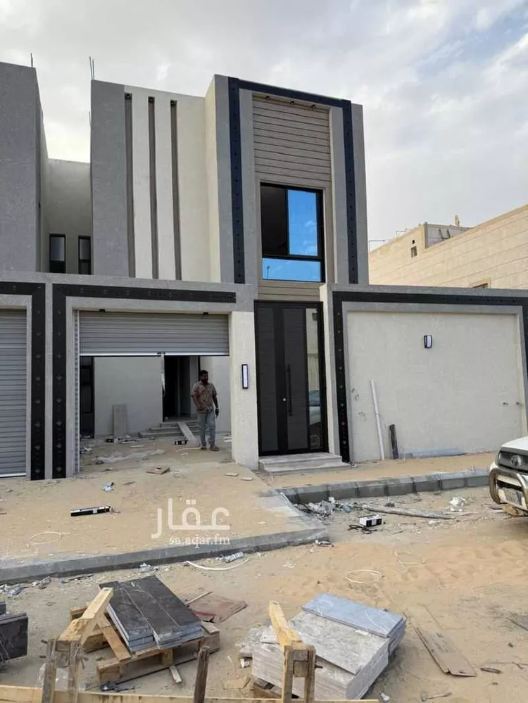 فيلا للبيع في شارع المنصور المؤمني, حي ضاحية الملك فهد, مدينة الدمام, المنطقة الشرقية صورة 2