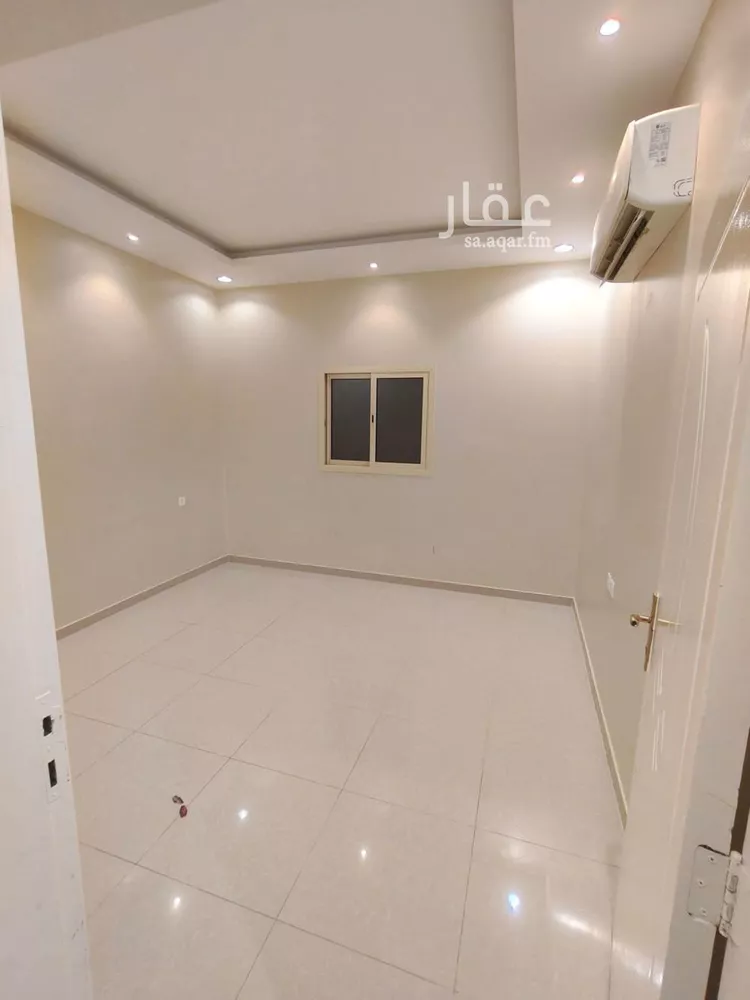 شقة للإيجار في شارع إبراهيم بن الأحمدي, حي القيروان, مدينة الرياض, منطقة الرياض صورة 2