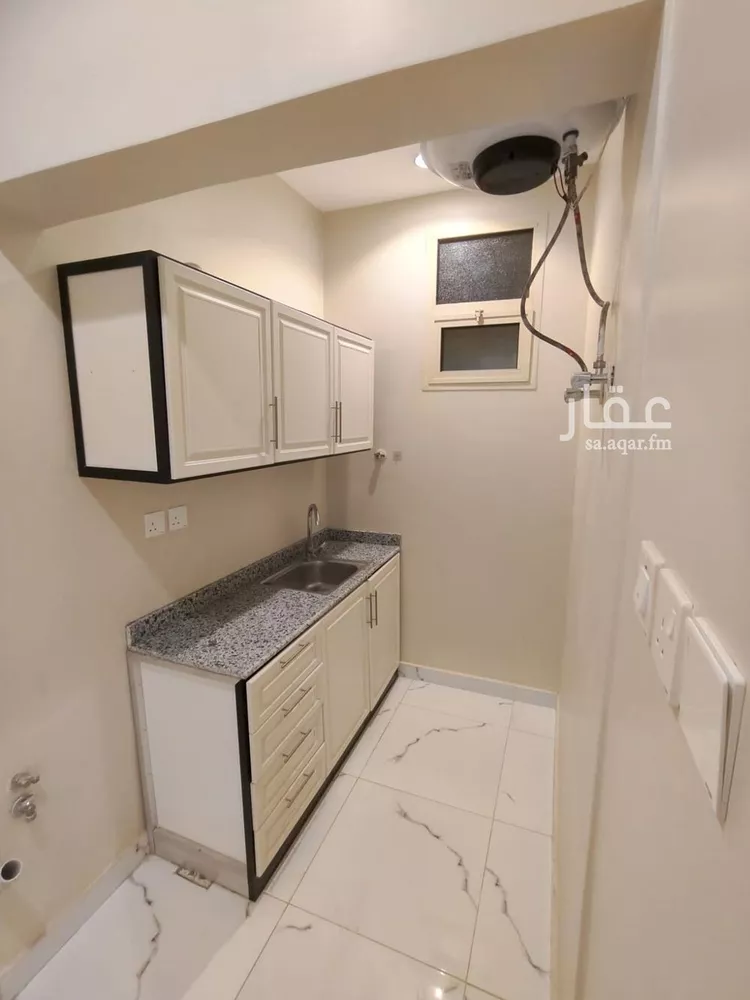 شقة للإيجار في شارع ابراهيم بن الاحمدي, حي القيروان, مدينة الرياض, منطقة الرياض صورة 4