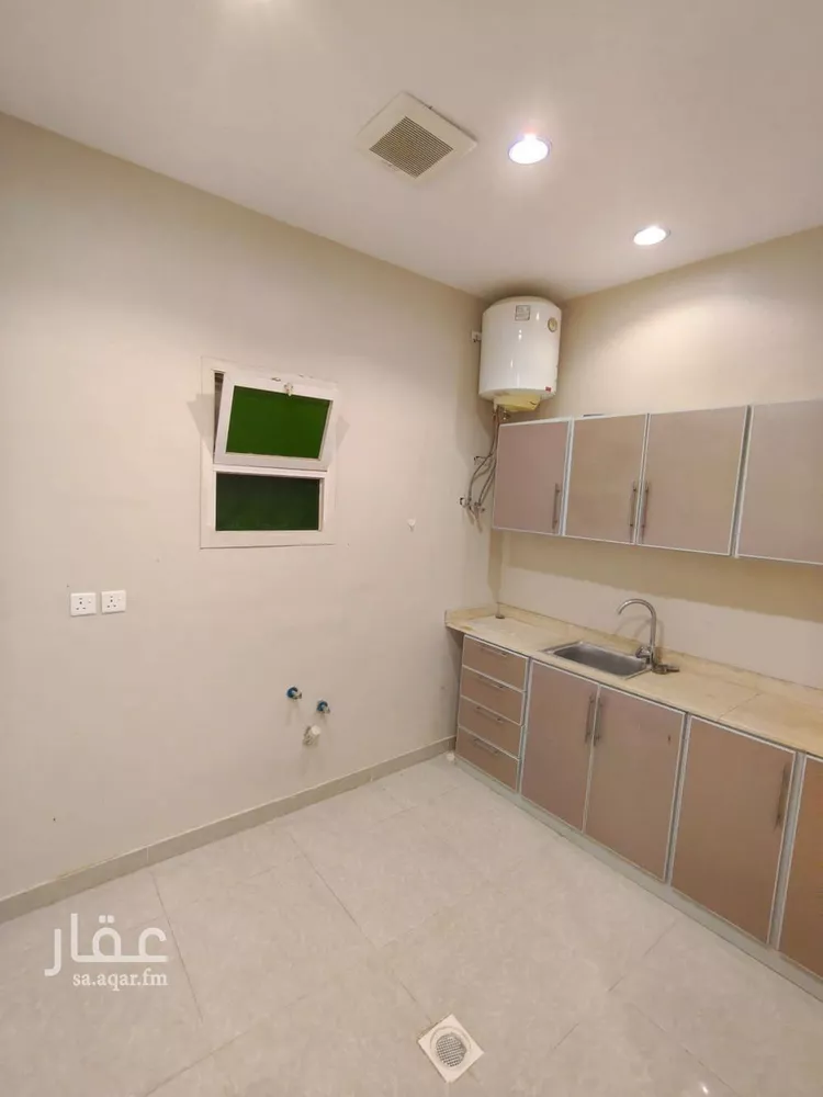 شقة للإيجار في شارع إبراهيم بن الأحمدي, حي القيروان, مدينة الرياض, منطقة الرياض صورة 5