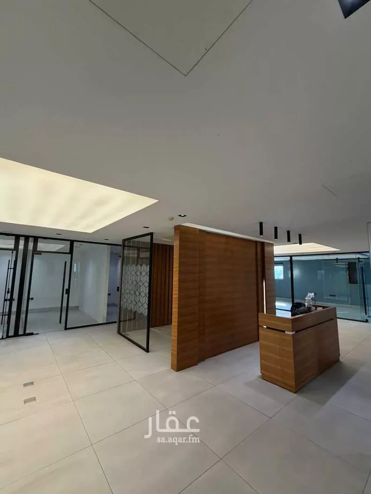 مكتب تجاري للإيجار في شارع الامير نايف بن عبدالعزيز, حي الملك فهد, مدينة الرياض, منطقة الرياض صورة 3