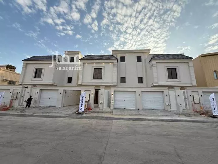 دور للبيع في شارع إبراهيم الهاشمي, حي عكاظ, مدينة الرياض, منطقة الرياض