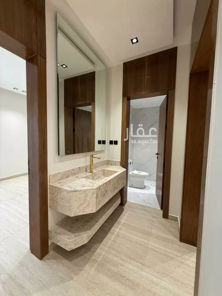 دور للبيع في شارع إبراهيم الهاشمي, حي عكاظ, مدينة الرياض, منطقة الرياض صورة 3