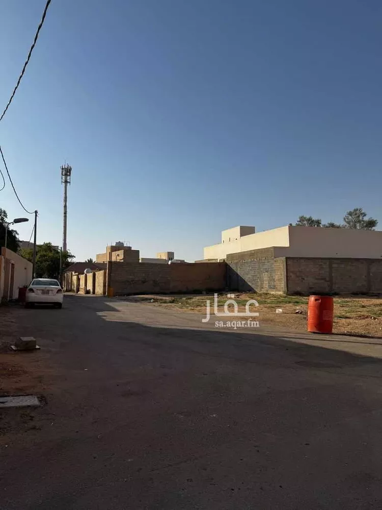 أرض للبيع في شارع الحمر 238, حي العليا, مدينة بريدة, منطقة القصيم صورة 2