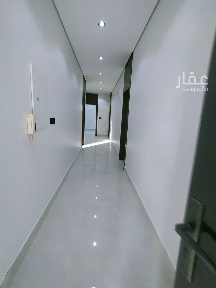 دور للبيع في شارع أبي داود المصحفي, حي النهضة, مدينة الرياض, منطقة الرياض صورة 3