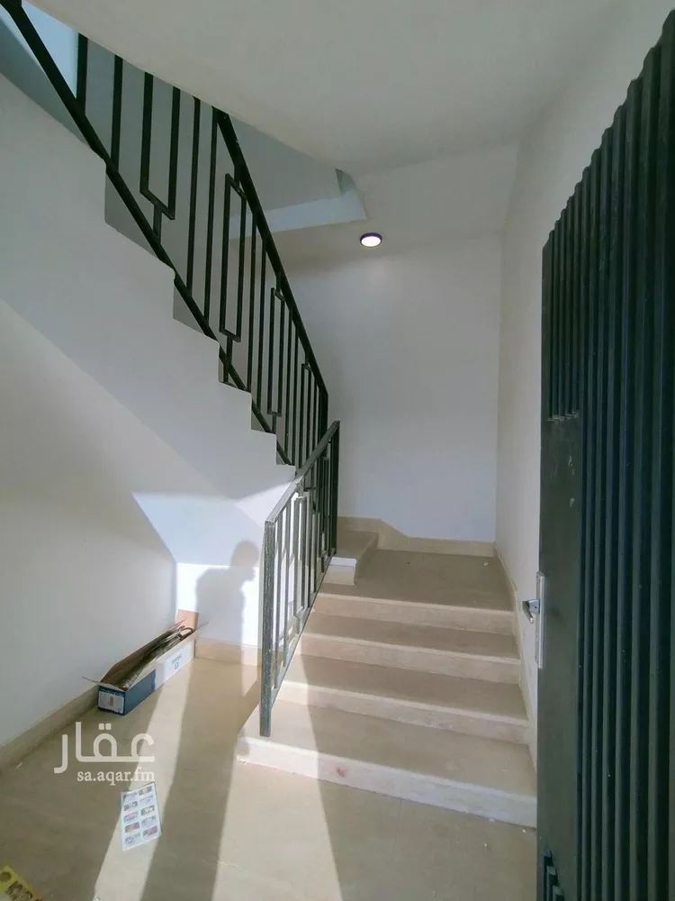 دور للبيع في شارع ابن عبدالساتر, حي المرجان, مدينة الرياض, منطقة الرياض صورة 2