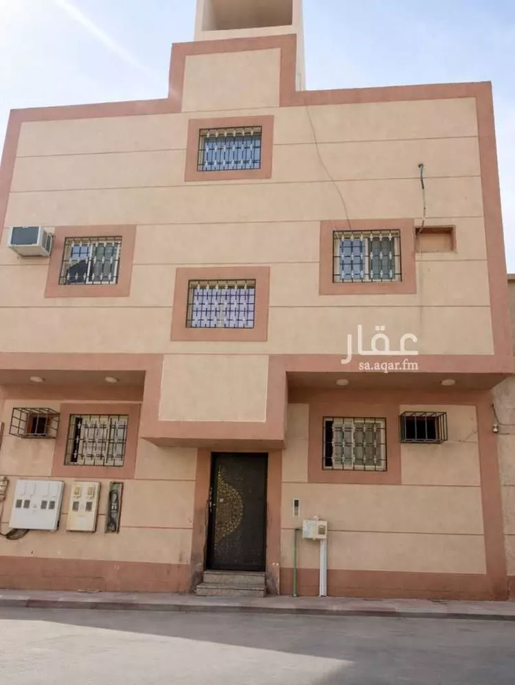 عمارة للبيع في شارع احمد الانباري ، حي الجرادية ، الرياض ، منطقة الرياض