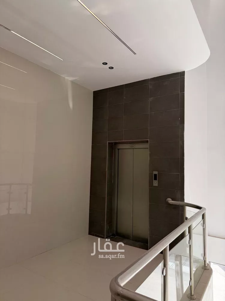 مكتب تجاري للإيجار في شارع الملك عبدالعزيز ابن عبدالرحمن سعود الفرعي, حي الياسمين, مدينة الرياض, منطقة الرياض صورة 2