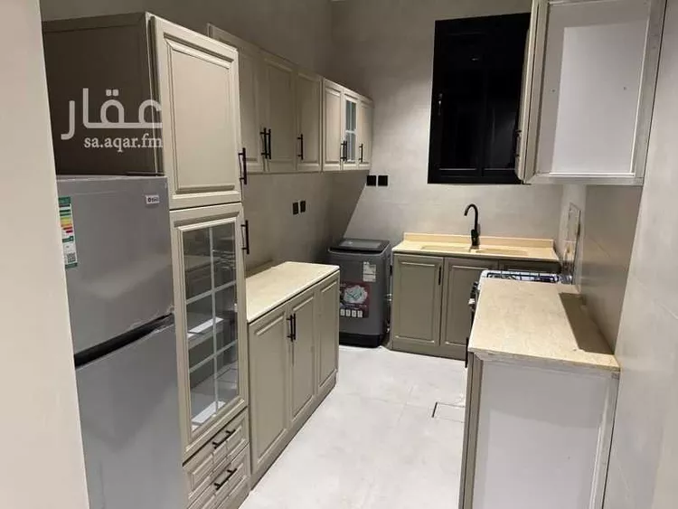 عمارة للإيجار في شارع الامير مشاري ابن عبدالعزيز, حي الجوهرة, مدينة عرعر, منطقة الحدود الشماليه