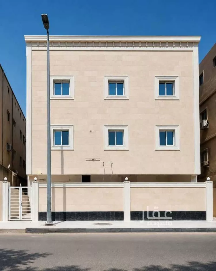 عمارة للبيع في شارع بدر, حي الثقبة, مدينة الخبر, المنطقة الشرقية