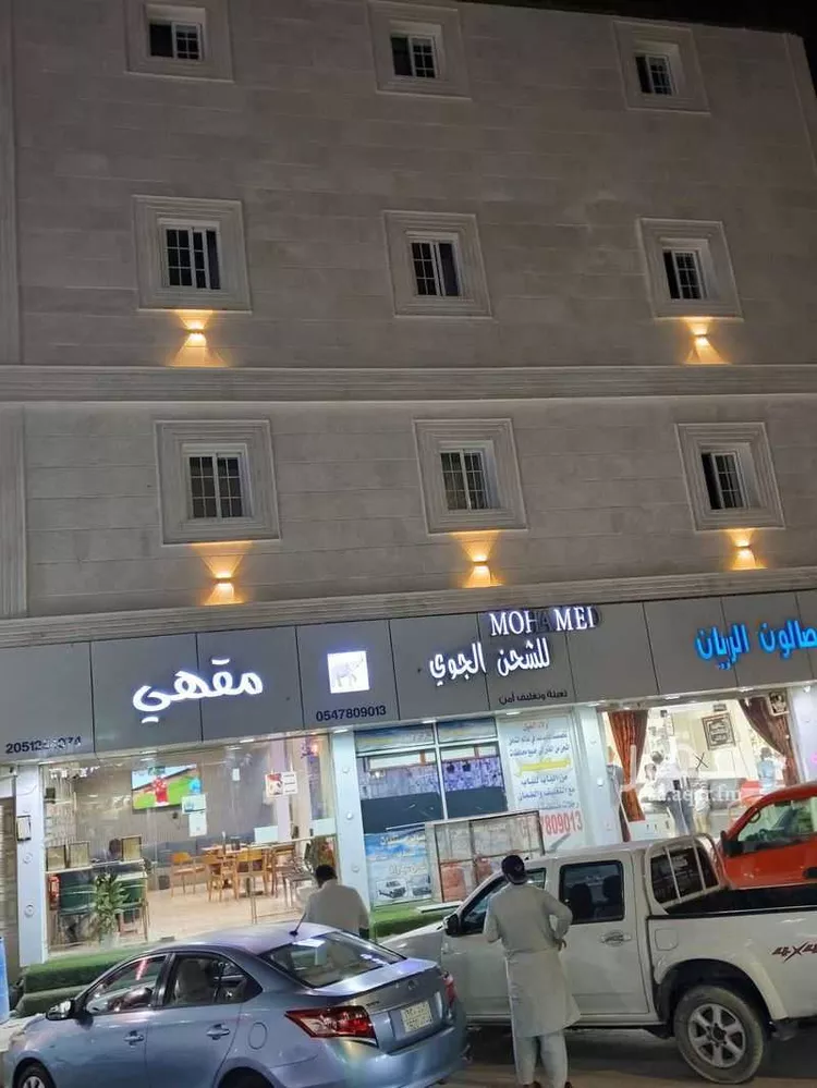 عمارة للبيع في شارع ينبع, حي الثقبة, مدينة الخبر, المنطقة الشرقية 1 صورة