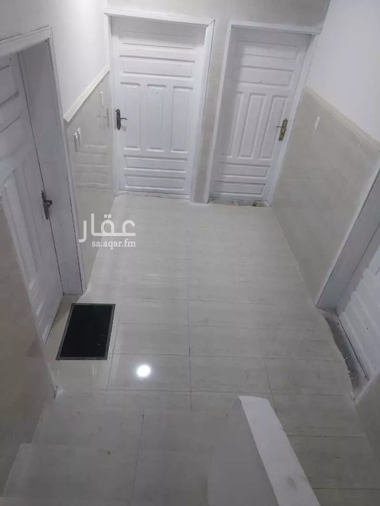 عمارة للبيع في شارع تبوك, حي الثقبة, مدينة الخبر, المنطقة الشرقية