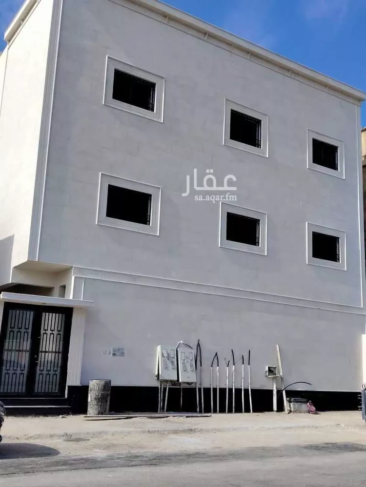 عمارة للإيجار في شارع حائل, حي الثقبة, مدينة الخبر, المنطقة الشرقية