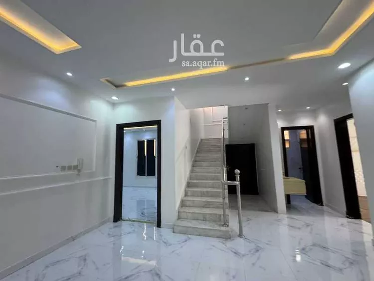 فيلا للبيع في شارع طلحة الصالحاني, حي عكاظ, مدينة الرياض, منطقة الرياض صورة 3