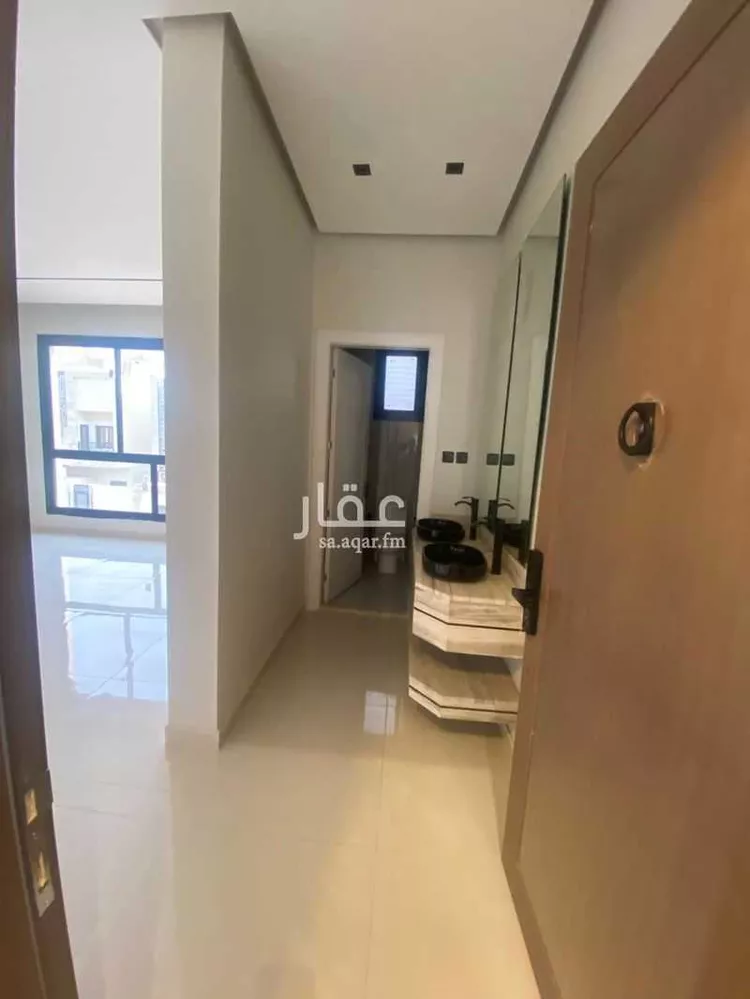 شقة للبيع في شارع عبيدالله ابن حفص ابن انس, حي شوران, مدينة المدينة المنورة, منطقة المدينة المنورة 6