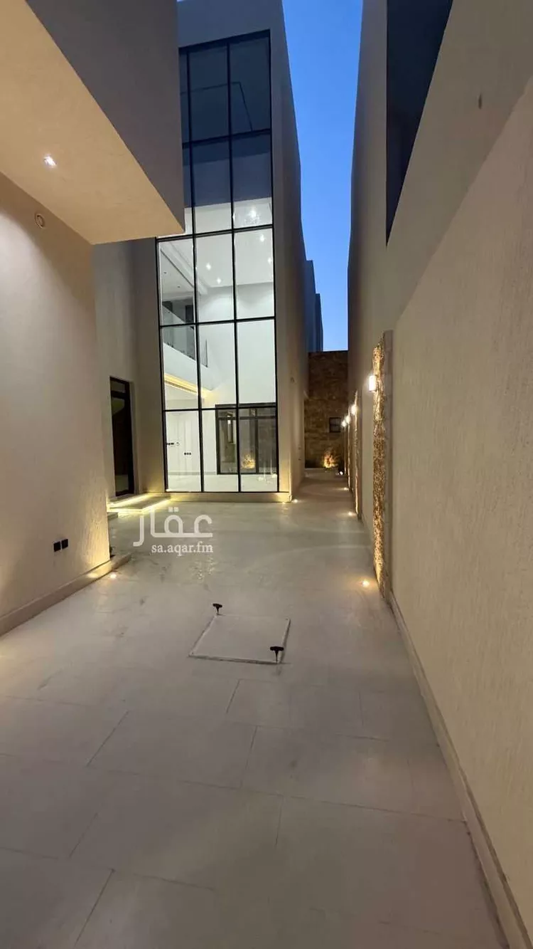 فيلا للبيع في شارع فؤاد محمد عمر توفيق, حي المهدية, مدينة الرياض, منطقة الرياض صورة 5