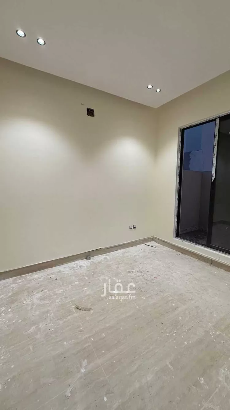 فيلا للبيع في شارع فؤاد محمد عمر توفيق, حي المهدية, مدينة الرياض, منطقة الرياض 11