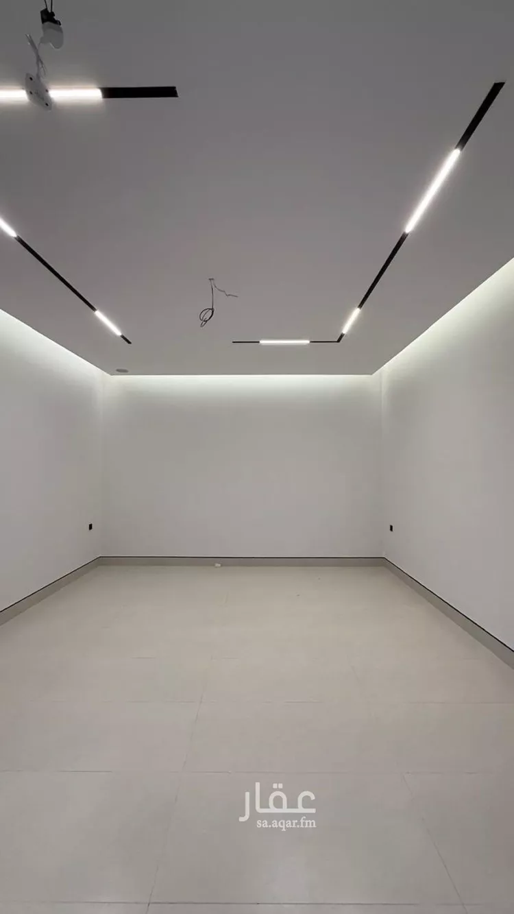 فيلا للبيع في شارع أبي زرعة الهمذاني, حي المهدية, مدينة الرياض, منطقة الرياض صورة 5